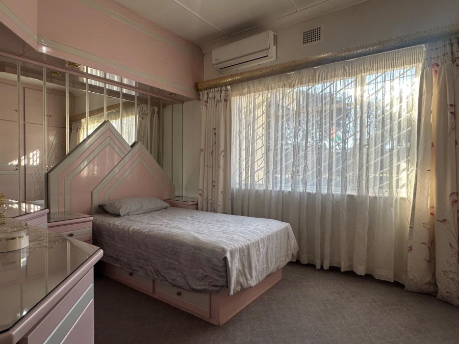 4 Bedroom Property for Sale in Erasmia Gauteng