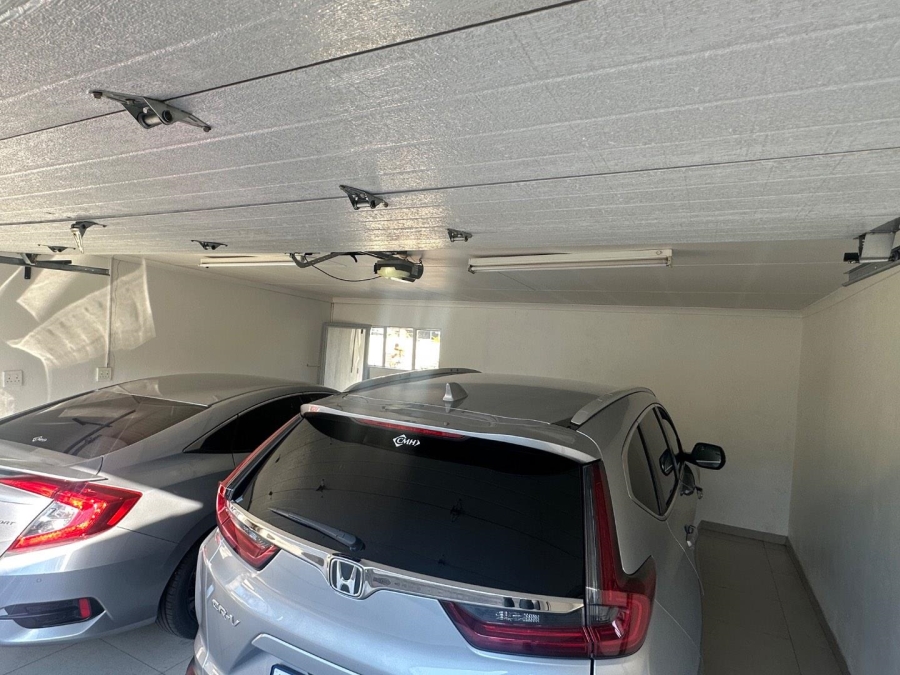 4 Bedroom Property for Sale in Erasmia Gauteng