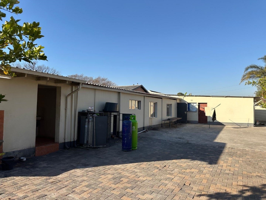 4 Bedroom Property for Sale in Erasmia Gauteng