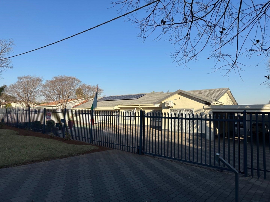 4 Bedroom Property for Sale in Erasmia Gauteng