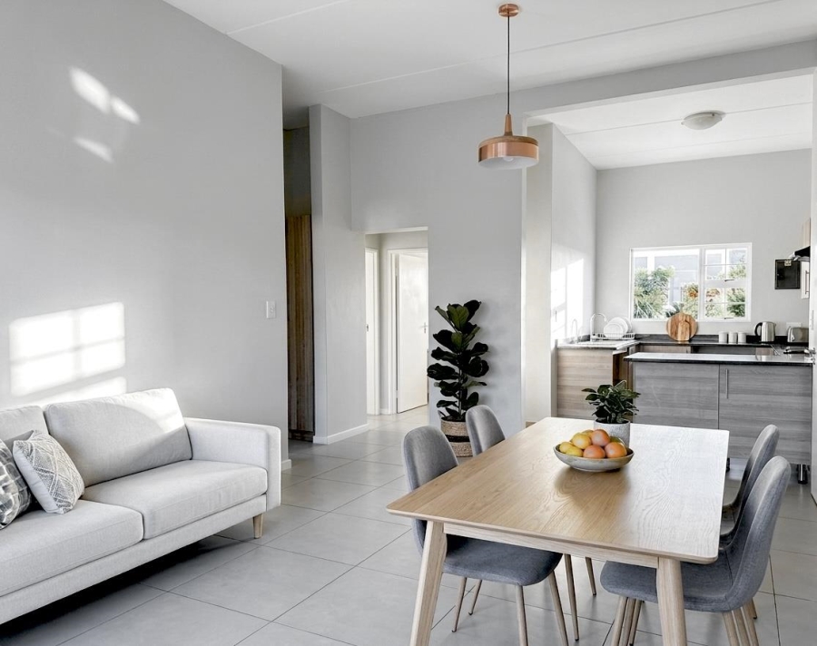 2 Bedroom Property for Sale in Blue Hills Gauteng