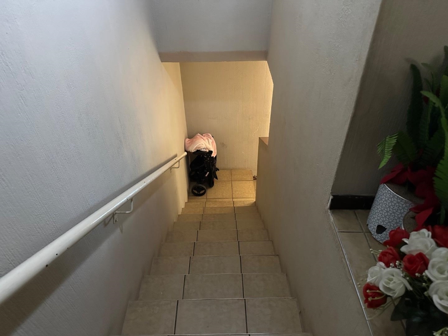 2 Bedroom Property for Sale in Muckleneuk Gauteng