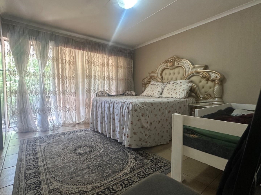 2 Bedroom Property for Sale in Muckleneuk Gauteng