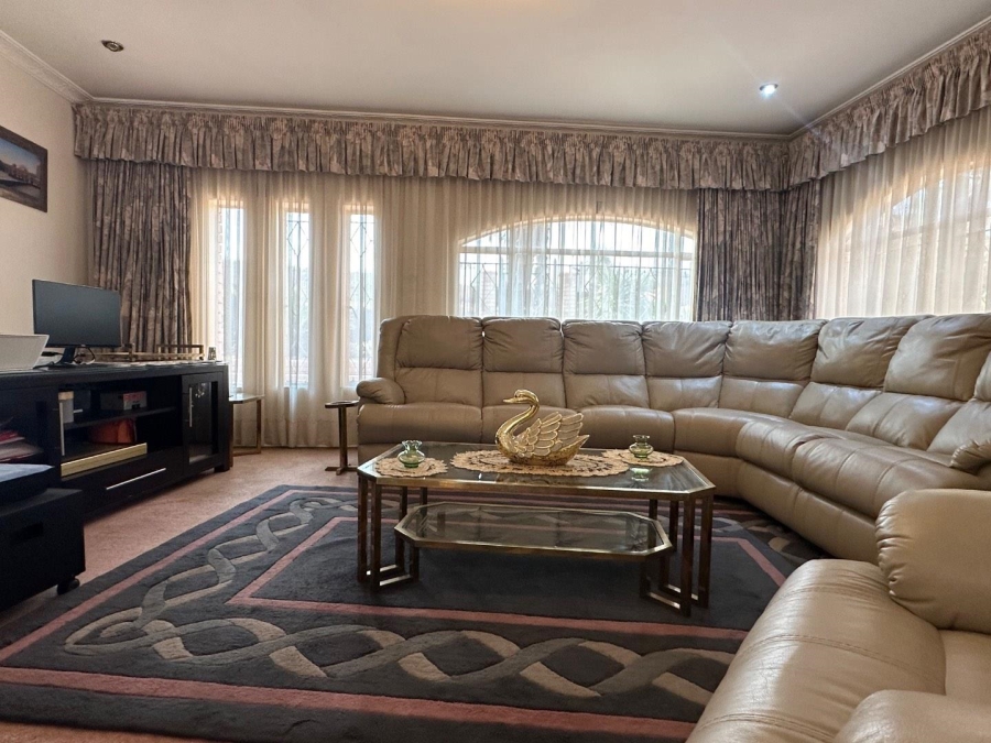 3 Bedroom Property for Sale in Laudium Gauteng