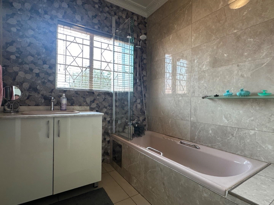 3 Bedroom Property for Sale in Laudium Gauteng