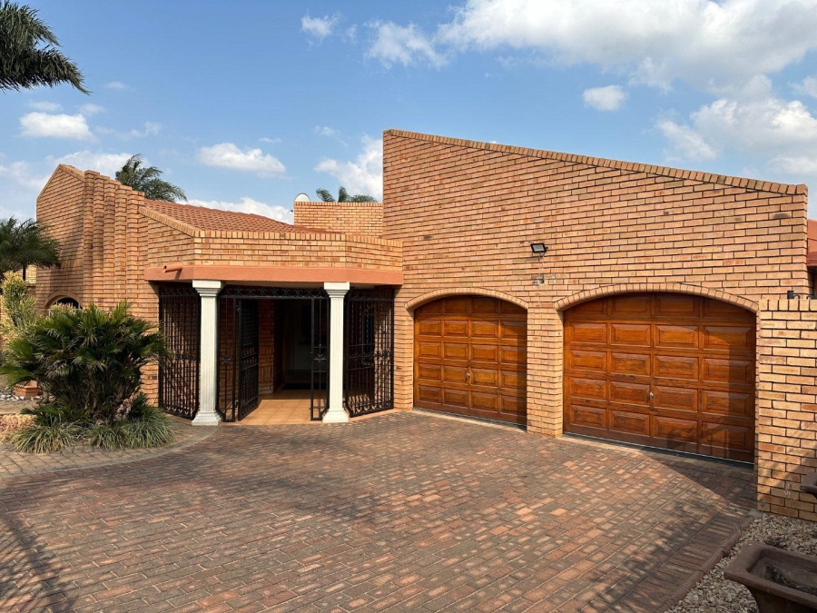 3 Bedroom Property for Sale in Laudium Gauteng