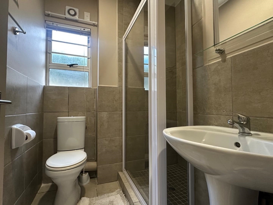 2 Bedroom Property for Sale in Kosmosdal Gauteng