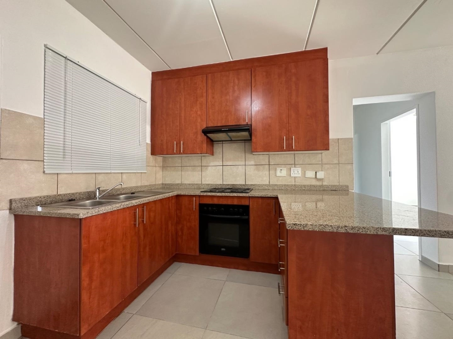2 Bedroom Property for Sale in North Riding Gauteng