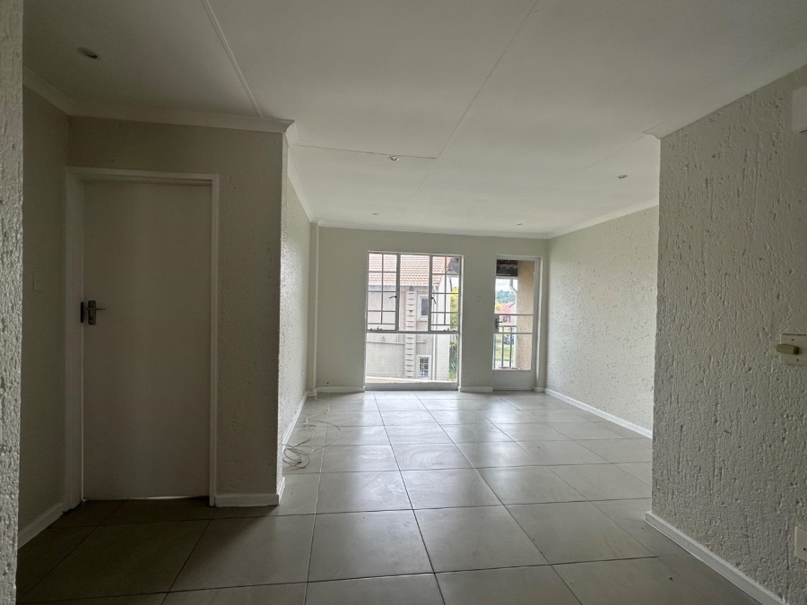 1 Bedroom Property for Sale in Vorna Valley Gauteng