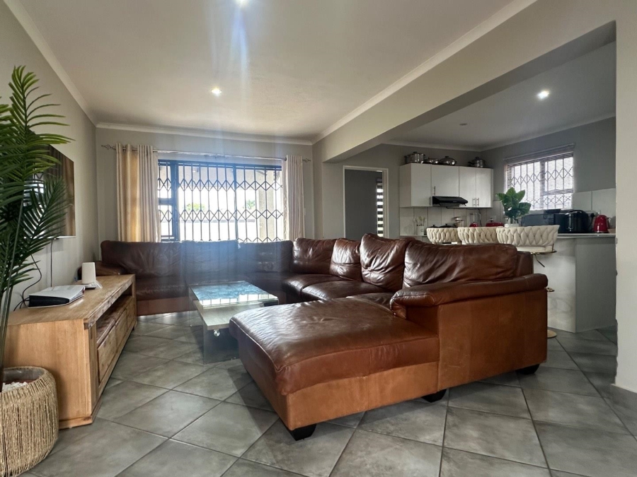 3 Bedroom Property for Sale in Kosmosdal Gauteng