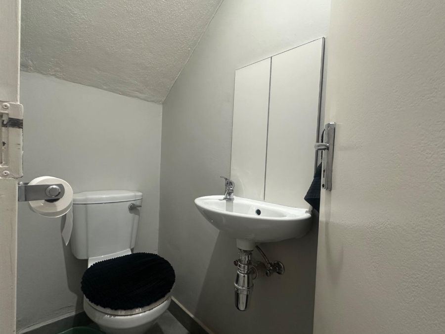 3 Bedroom Property for Sale in Kosmosdal Gauteng