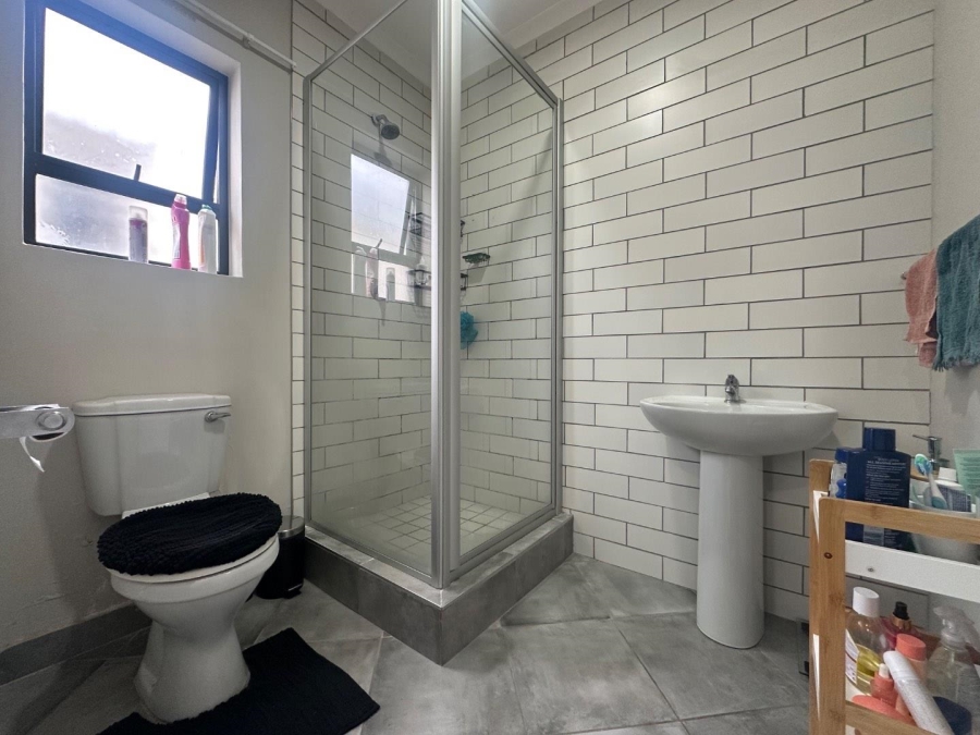 3 Bedroom Property for Sale in Kosmosdal Gauteng