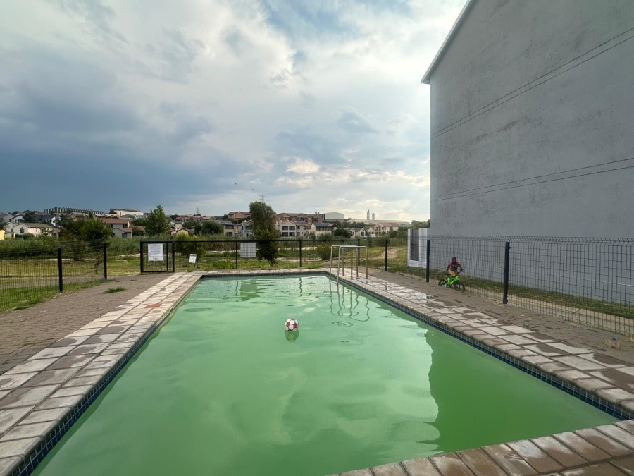 3 Bedroom Property for Sale in Kosmosdal Gauteng