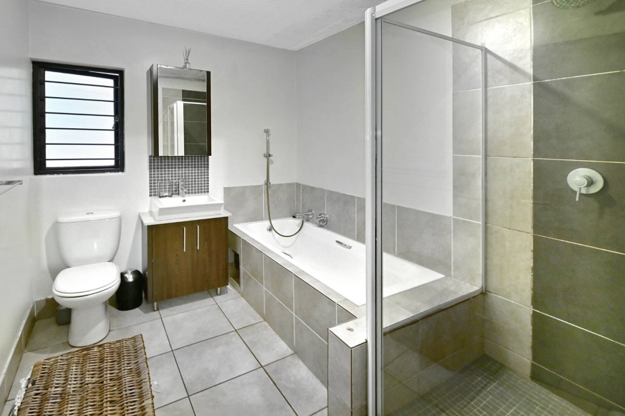 2 Bedroom Property for Sale in Fourways Gauteng