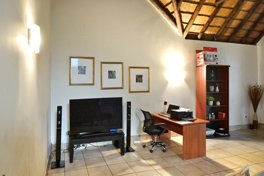 2 Bedroom Property for Sale in Fourways Gauteng