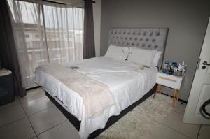 2 Bedroom Property for Sale in Greenstone Hill Gauteng