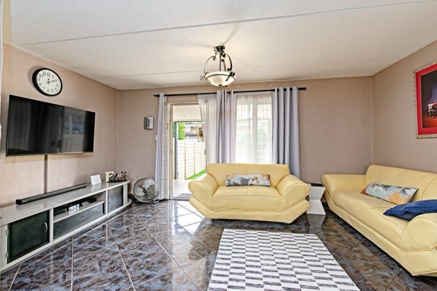 2 Bedroom Property for Sale in Lyndhurst Gauteng