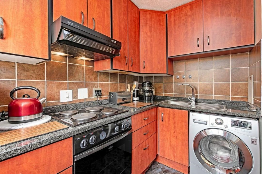 2 Bedroom Property for Sale in Lyndhurst Gauteng