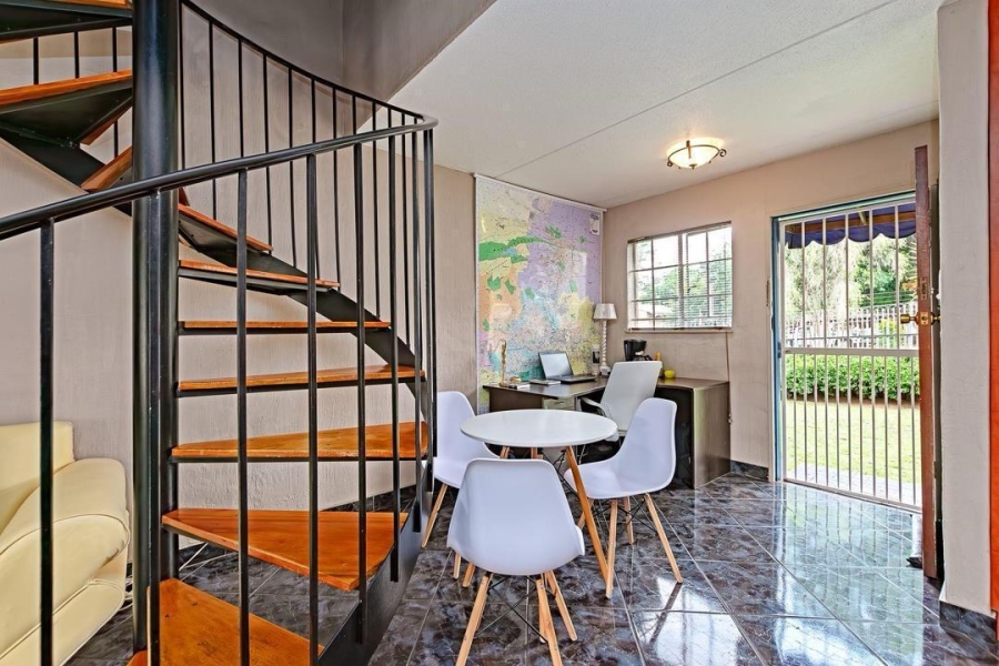 2 Bedroom Property for Sale in Lyndhurst Gauteng