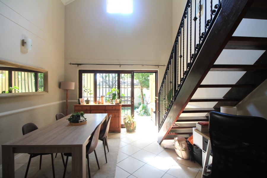 To Let 2 Bedroom Property for Rent in Lonehill Gauteng