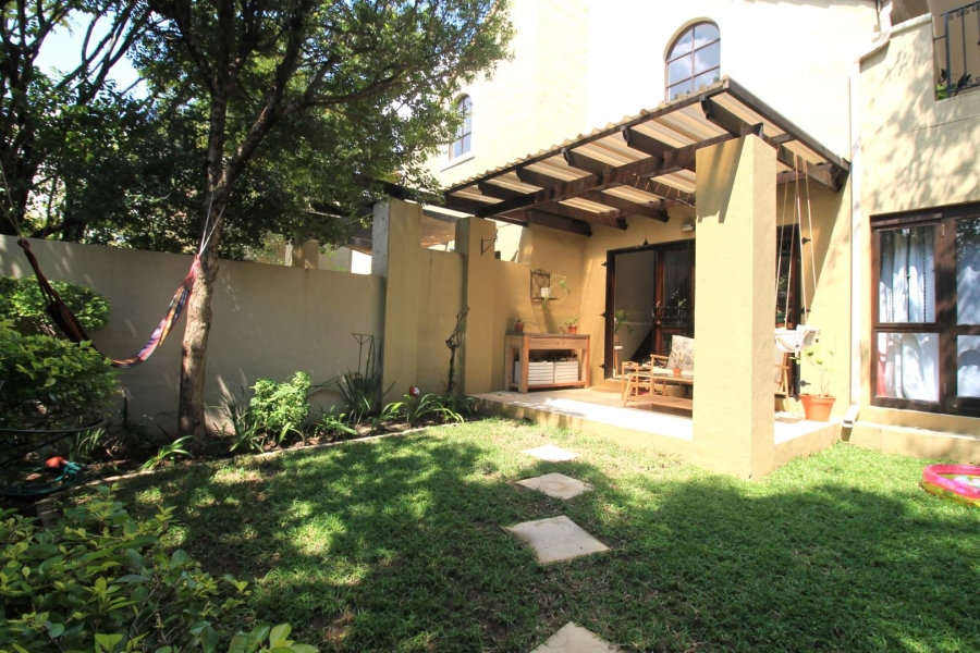 To Let 2 Bedroom Property for Rent in Lonehill Gauteng