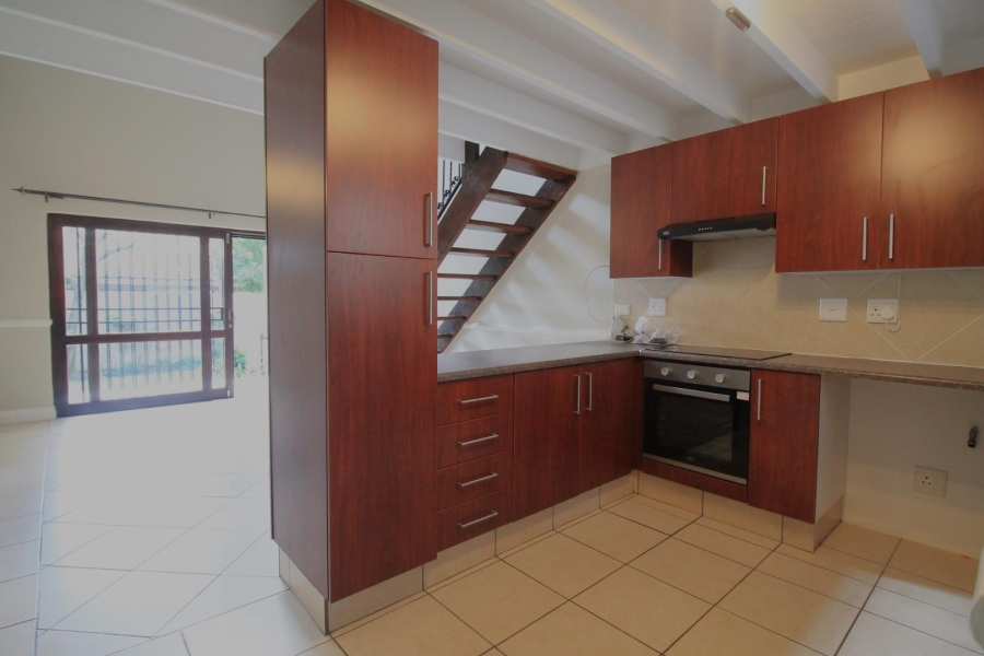 To Let 2 Bedroom Property for Rent in Lonehill Gauteng