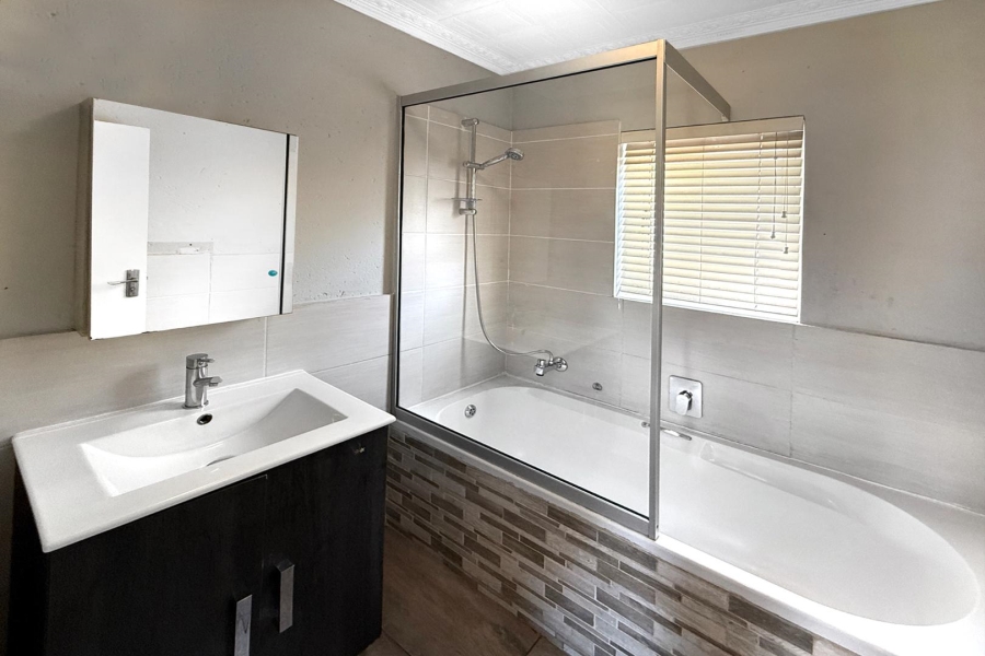 3 Bedroom Property for Sale in Fourways Gauteng