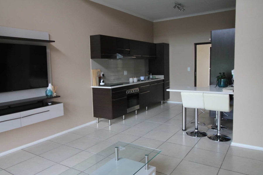 2 Bedroom Property for Sale in Greenstone Hill Gauteng
