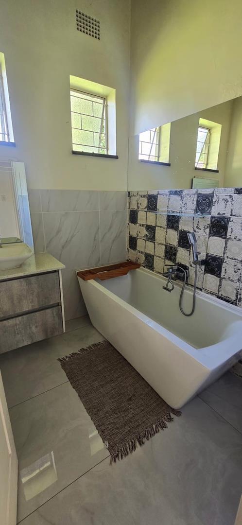 To Let 3 Bedroom Property for Rent in Lombardy East Gauteng
