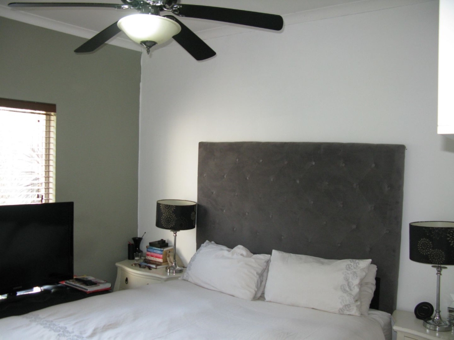 To Let 2 Bedroom Property for Rent in Noordhang Gauteng