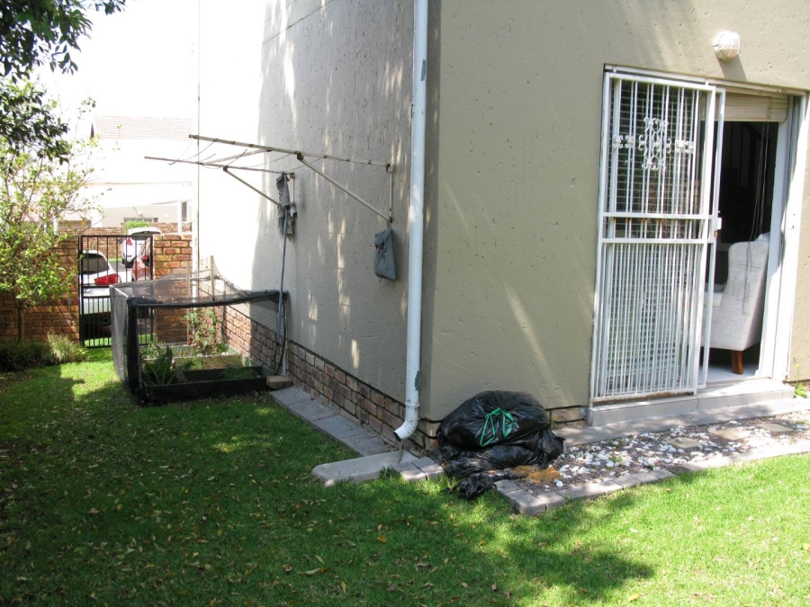 To Let 2 Bedroom Property for Rent in Noordhang Gauteng