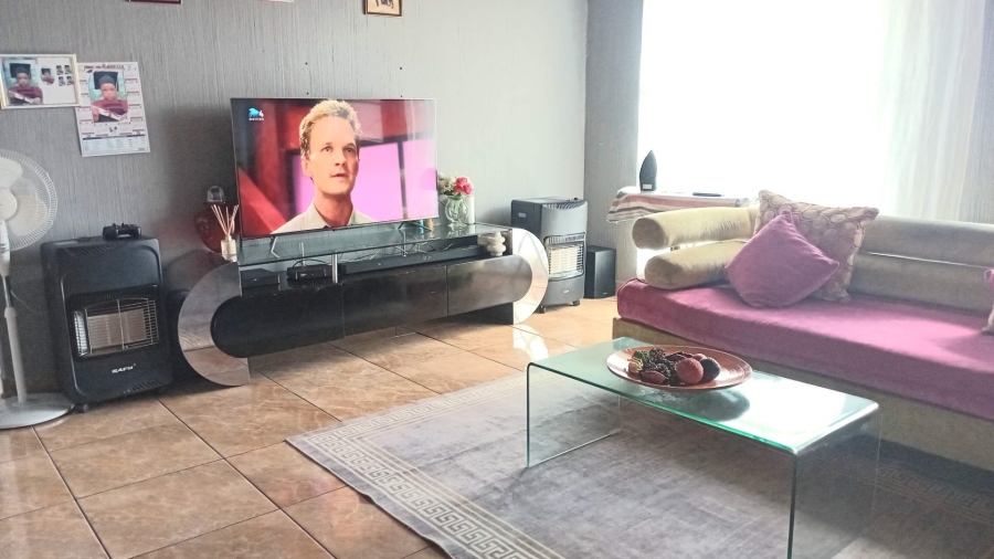 2 Bedroom Property for Sale in Bramley View Gauteng