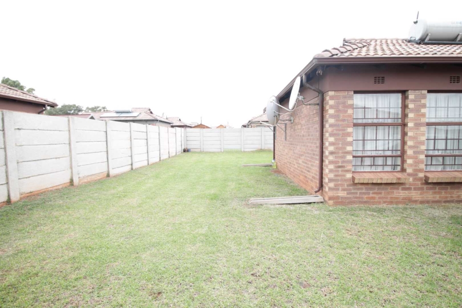 3 Bedroom Property for Sale in Clayville Gauteng