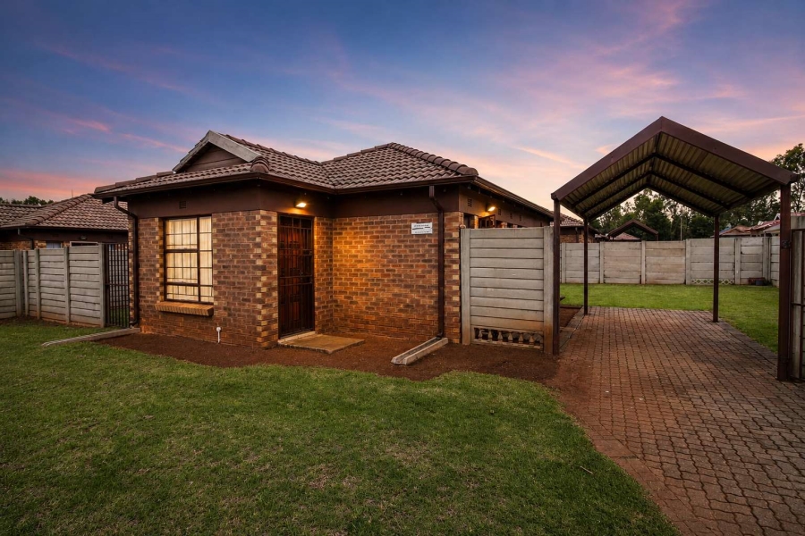 3 Bedroom Property for Sale in Clayville Gauteng