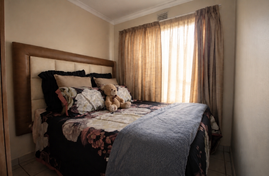 3 Bedroom Property for Sale in Clayville Gauteng