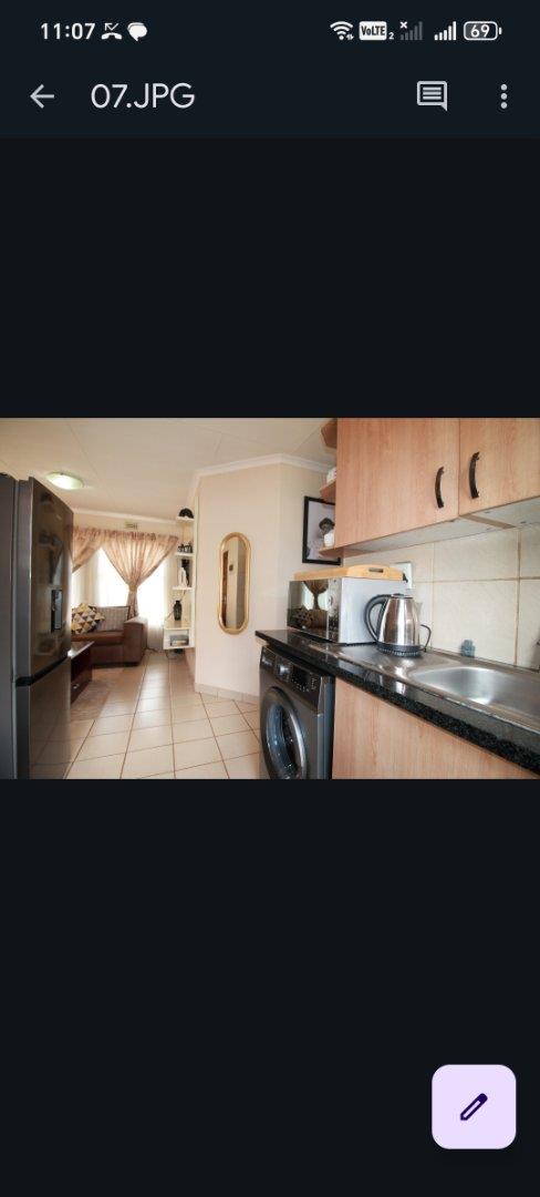 3 Bedroom Property for Sale in Clayville Gauteng