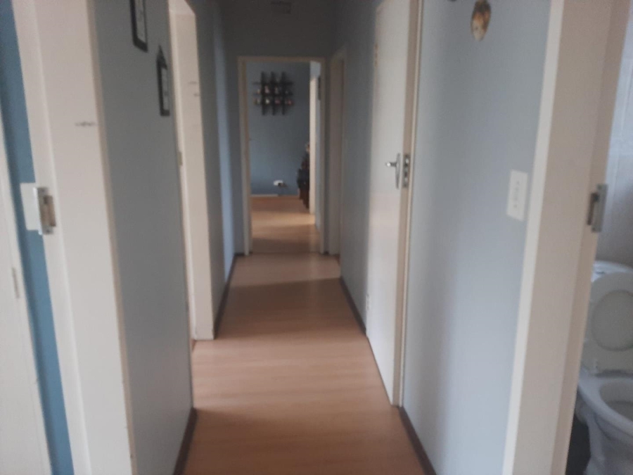 3 Bedroom Property for Sale in Lombardy East Gauteng