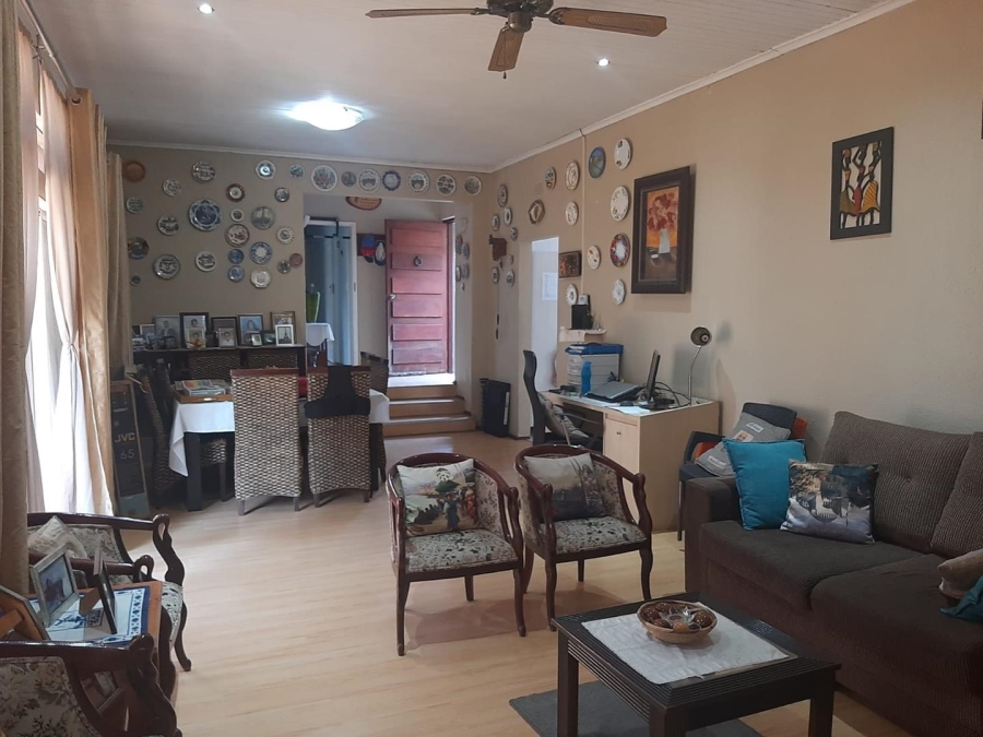 3 Bedroom Property for Sale in Lombardy East Gauteng