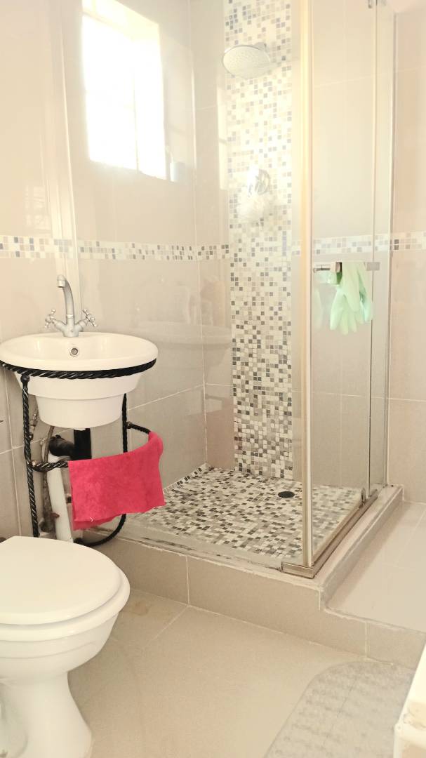 3 Bedroom Property for Sale in Corlett Gardens Gauteng