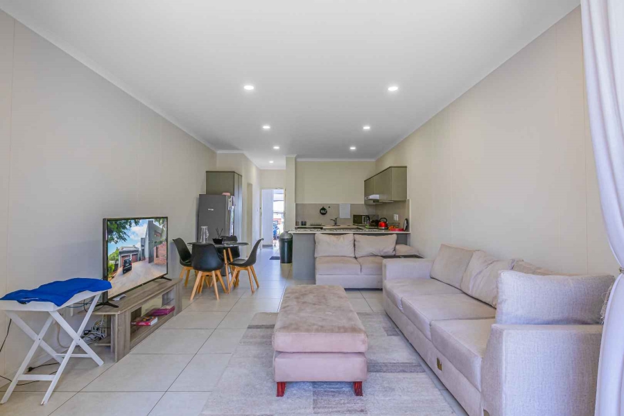 2 Bedroom Property for Sale in Greenstone Hill Gauteng