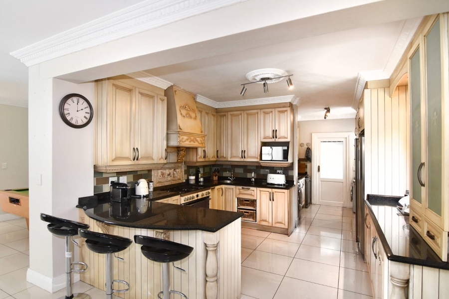 To Let 4 Bedroom Property for Rent in Dainfern Golf Estate Gauteng