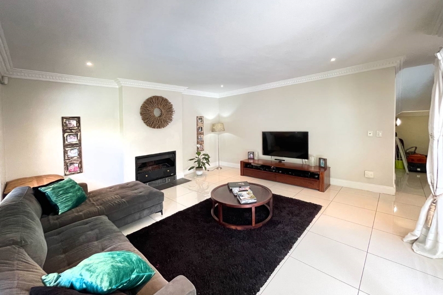 To Let 4 Bedroom Property for Rent in Dainfern Golf Estate Gauteng