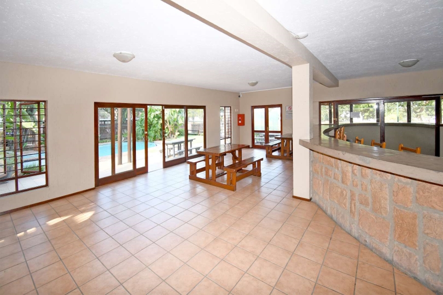 1 Bedroom Property for Sale in Lonehill Gauteng