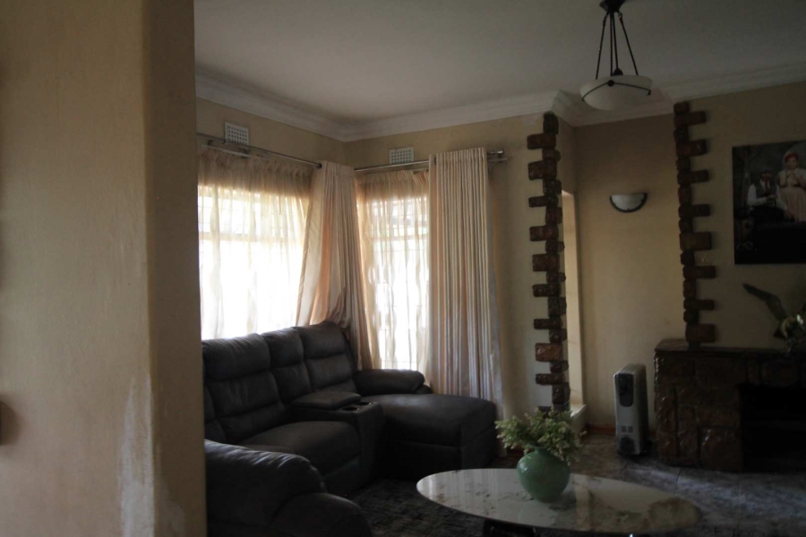 3 Bedroom Property for Sale in Rembrandt Park Gauteng