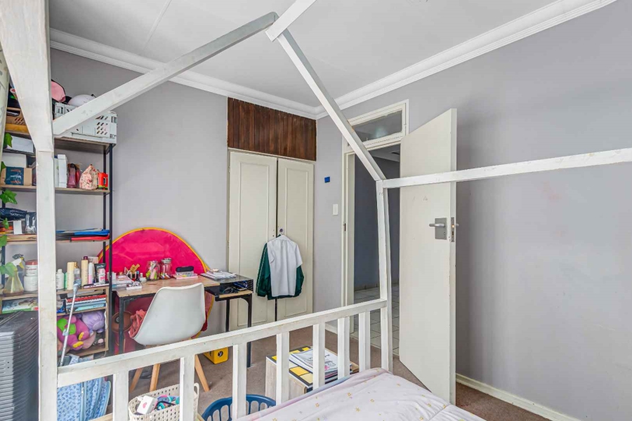 6 Bedroom Property for Sale in Kew Gauteng