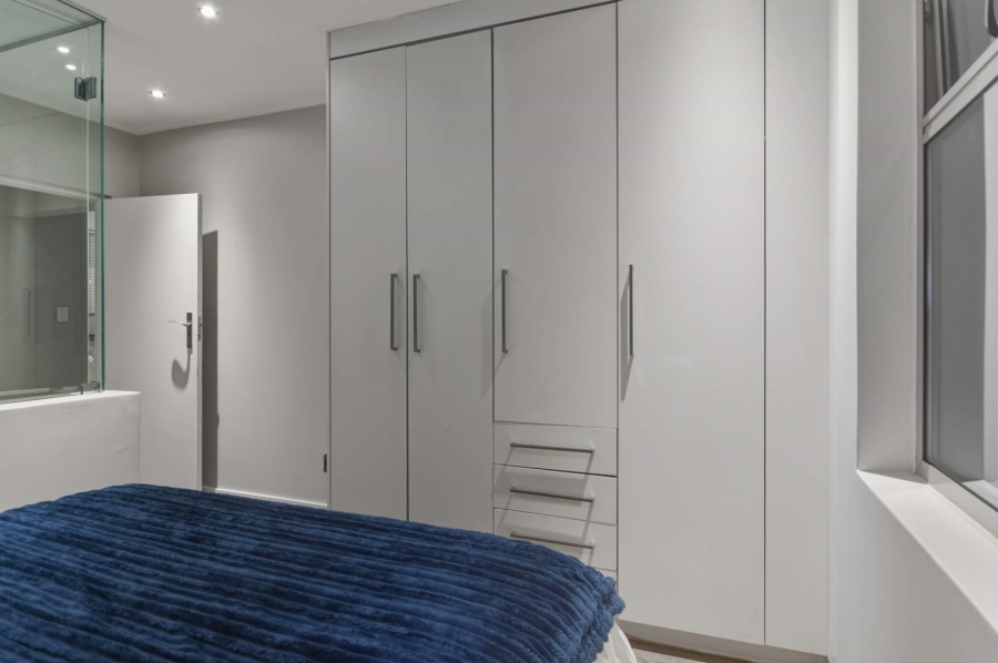 To Let 2 Bedroom Property for Rent in Rosebank Gauteng