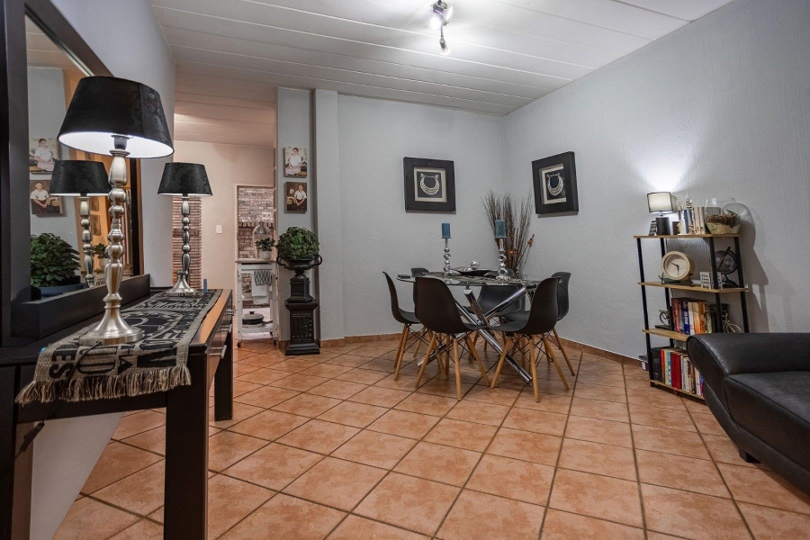 2 Bedroom Property for Sale in Highveld Gauteng