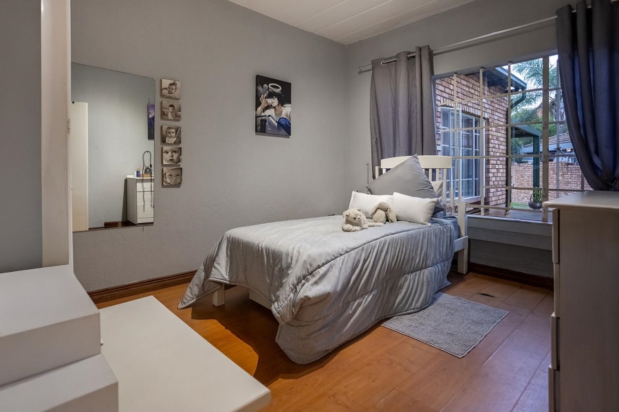 2 Bedroom Property for Sale in Highveld Gauteng