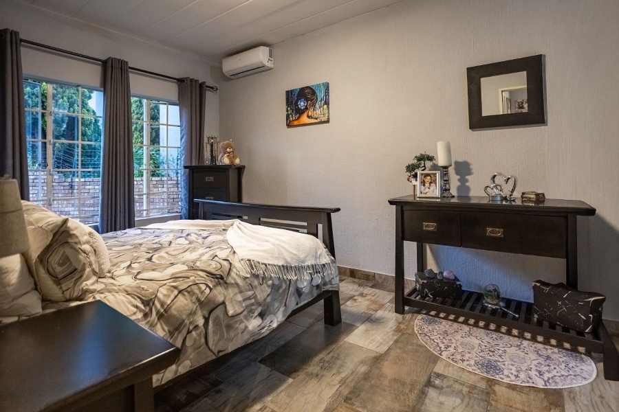 2 Bedroom Property for Sale in Highveld Gauteng