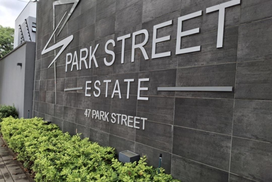 To Let 3 Bedroom Property for Rent in Oaklands Gauteng